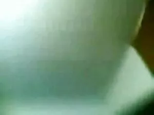 Esta niña sexy es un ...